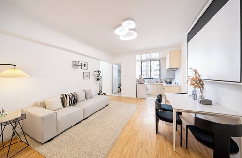 Jinshan Apartment | CityHome-4BRs,2Baths,People's Square,Nanjing Road,The Bund,Yu Gardan