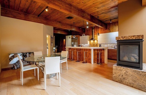 Cody Apartment | Clearwater Penthouse, luxurious, spacious, downtown Penthouse with gas fireplace and a balcony!
