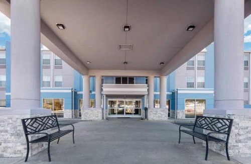 Crestline Heights Hotel | Comfort Inn Birmingham - Irondale
