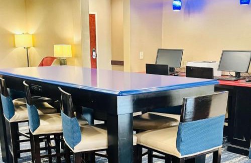 Jackson Hotel | Comfort Inn & Suites Jackson North