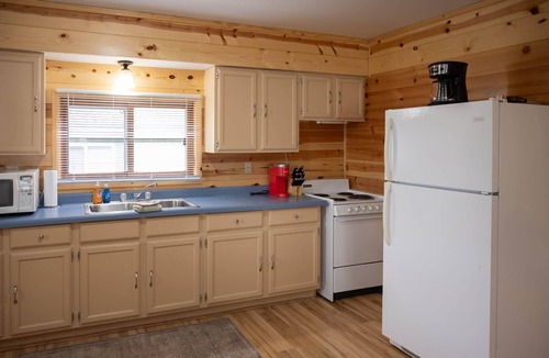 Fox Lake House | Cottage 3 on Beautiful Fox Lake!
