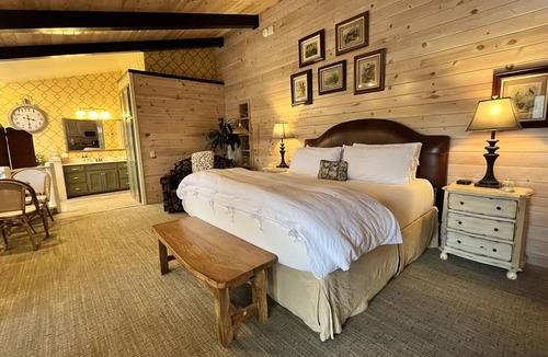 Ashland Bed & Breakfast | Country Willows Inn and Estate