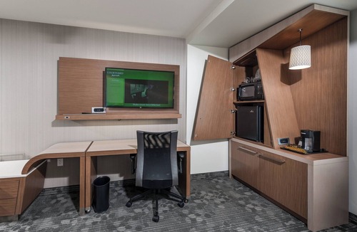 Littleton Hotel | Courtyard by Marriott Boston Littleton