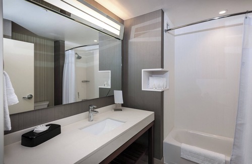 Littleton Hotel | Courtyard by Marriott Boston Littleton