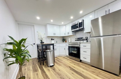 Foxcroft Square Apartment | Cozy 1BR in Philly with Rain Shower