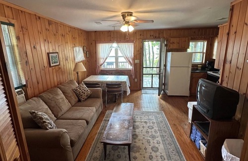 Jerome Cabin | Cozy 2-bedroom cabin on Goose Lake in beautiful Southern Michigan.