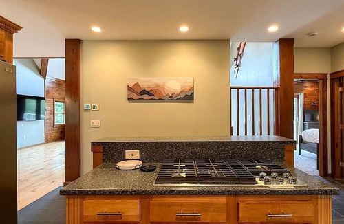 Center Lovell Cabin | Cozy Cabin with Movie Theater & Hot Tub Escape in Lovell, Maine
