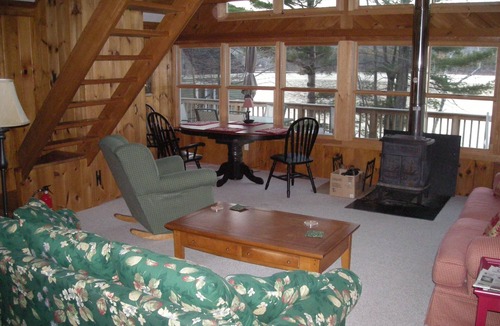 Holderness House | Cozy Cottage Bungalow On Big Squam