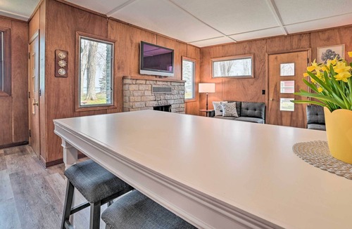 Cheboygan County Cottage | Cozy Petoskey Area Retreat on Burt Lake Access!
