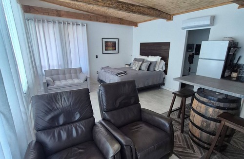 Jemison Apartment | Cozy studio with WiFi and AC in amazing Jemison