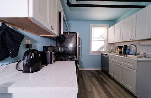 Croton-on-Hudson Apartment | 'Croton Nook' - Spacious Studio with Full Eat-in Kitchen, Cozy Getaway