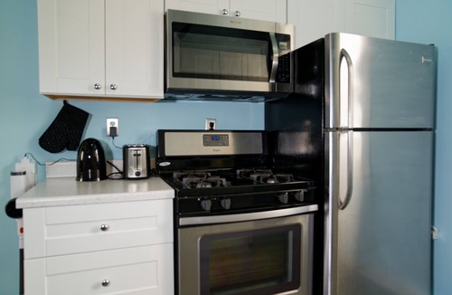 Croton-on-Hudson Apartment | 'Croton Nook' - Spacious Studio with Full Eat-in Kitchen, Cozy Getaway