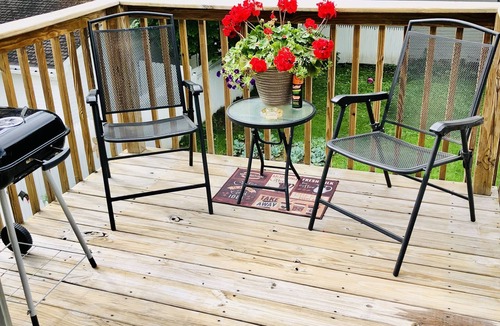 Ionia Apartment | Cute cozy apartment. Half a block walking distance from beautiful downtown Ionia