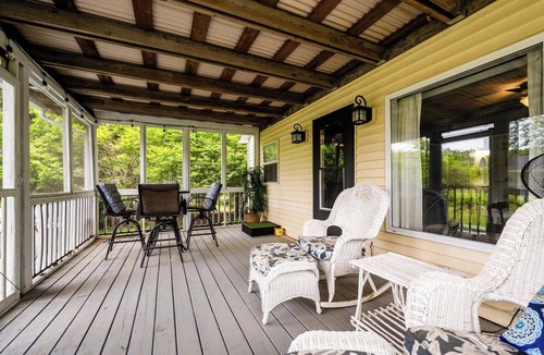 Paw Paw Lake Cottage | Deer Forest Cottage