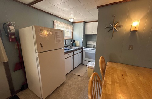 Ontonagon Cottage | Deer Trail at Miller's Cottages