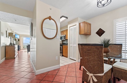 Seawinds Condo Condo | Direct oceanfront corner 2/2 with stunning views, huge balcony, heated pool, and garage parking