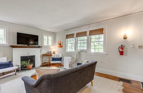 Hood River House | Dog-Friendly 'Columbia Cottage' in Hood River!