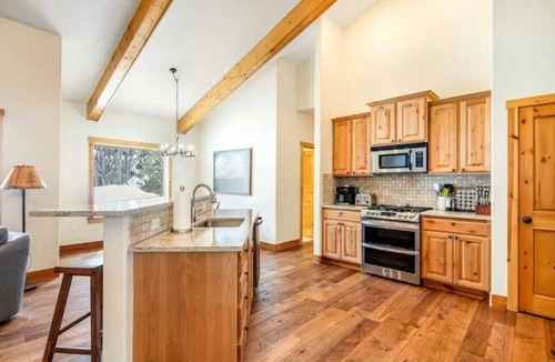 McCall Cabin | Dog-friendly McCall home -near bike trails