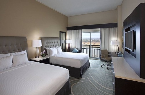 Lakeway Hotel | Double Queen Lakeview at Lakeway Resort & Spa, Outdoor Pool!