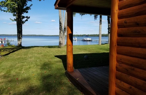 Pellston House | Douglas Lake - Lakeside Cabin Living