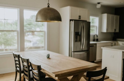 South Haven House | Dreamer: New Chic Modern Home 5 BR, 4.5 BA, Walk to beach, EV Charger, Peloton