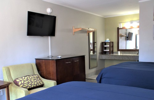 Daphne Hotel | Eastern Shore Motel