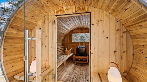 Ellison Bay House | Ellison Bay SpaHouse- New, Walk to Water, Shops, Hot Tub, Sauna & Games