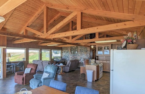 Bandon House | Endless Views Beach House