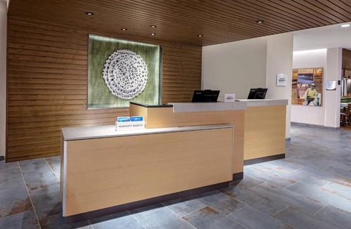 Port Clinton Hotel | Fairfield by Marriott Port Clinton Waterfront
