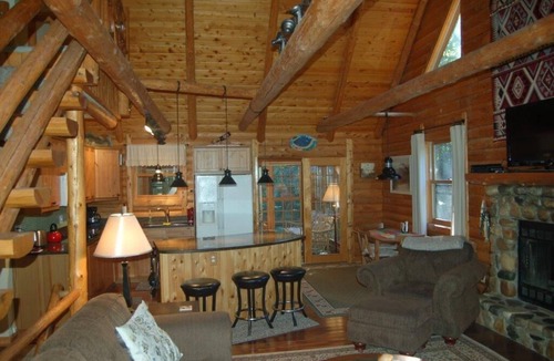 Ellsworth House | Family Friendly Custom Log Lake home, Kayaks, Paddle Boards, Booking Fall 2023