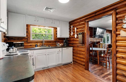 St Ignace House | Fantastic Lakefront Beach House with Stunning Views in St. Ignace, Michigan