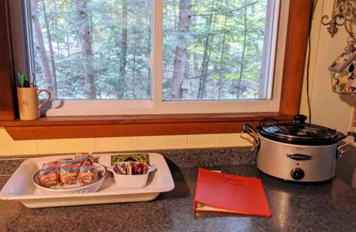 Moultonborough Cabin | Four Bedroom Lakehouse on Winnepesaukee. Waterview, beach, and lots of parking.