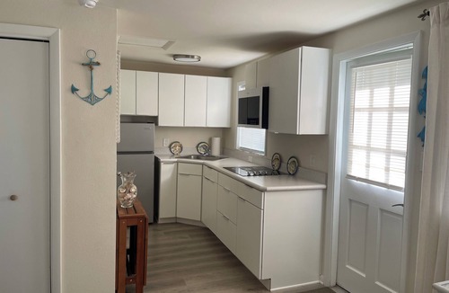 Pass-a-Grille Apartment | Fresh Renovation , Clean , Studio, Unit 2, Steps from the Gulf, Parking Pass