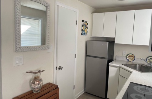 Pass-a-Grille Apartment | Fresh Renovation , Clean , Studio, Unit 2, Steps from the Gulf, Parking Pass
