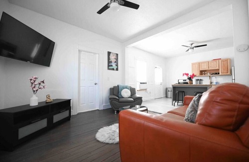 Ansonia Apartment | FRESHLY RENOVATED 2 BR APARTMENT!
