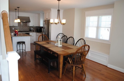 Avalon House | FRIDAY TO FRIDAY RENTAL: Townhouse with a bay view and a pool.