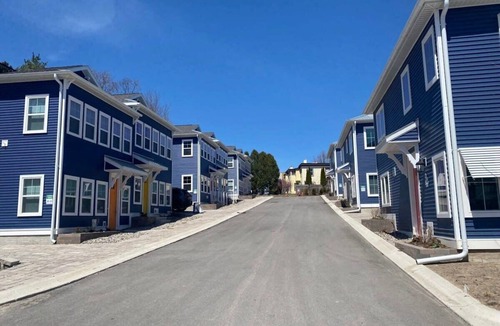 Charlevoix Condo | Full Kitchen & Laundry in Large Condo- Very Clean!