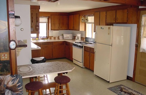 Dummer Cabin | Fully Furnished, Sleeps 5, Directly On Snowmobile Trail, 90 days