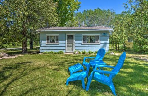 Charlevoix House | Gateway to Boyne Mtn! 'Nestle by Lake' Cottage