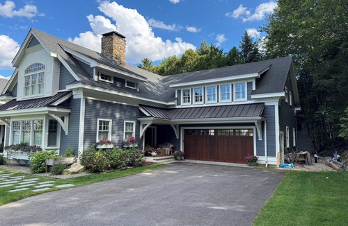 Alton Bay House | Gorgeous 5-bedroom Winnipesaukee lakefront home in Alton Bay.