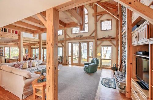 Charlevoix House | Gorgeous Charlevoix Home on Lake Michigan!