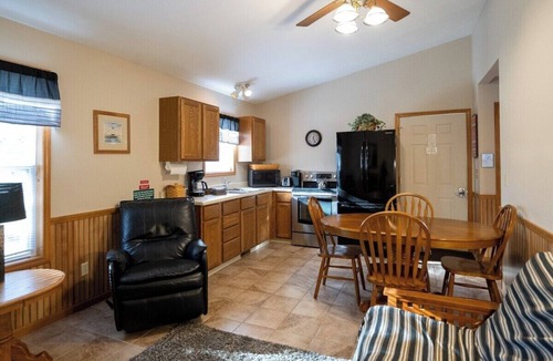 Saugatuck Cottage | Goshorn Lake Resort Cottage #21