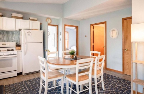 Saugatuck Cottage | Goshorn Lake Resort Cottage #25