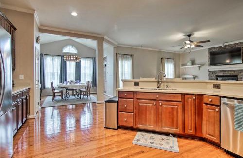 The Commons House | Great for Groups: Bayside Resort Home w/Patio