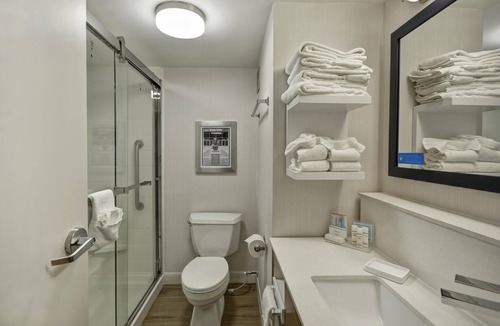 Auburn Hotel | Hampton Inn Auburn