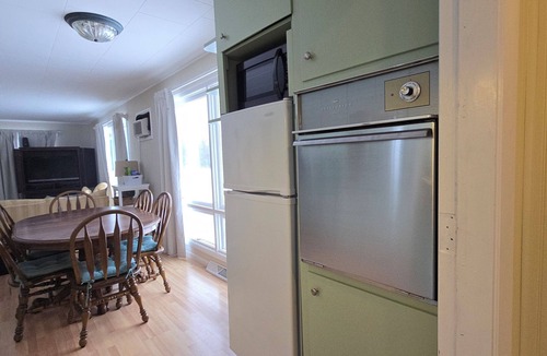 Cheboygan House | Happiness Hideaway On Burt Lake Pet Friendly Sleeps 11
