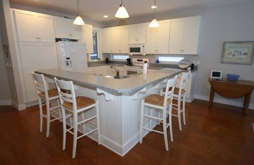 Okoboji House | Haywards Bay Overlook