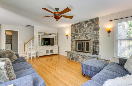 Lagrangeville House | Heated Pool, 6 Acres: Beacon Area Vacation Rental
