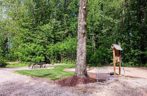 Paw Paw Lake Cottage | Heron's Nest I Paw Paw Lake Cottages I Huron #1