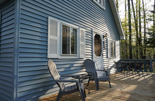 Higgins Lake Ski Chalet | Higgins Lake @ The Blue Chalet
